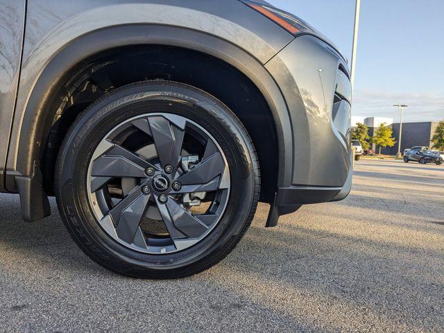 new 2025 Nissan Rogue car, priced at $32,618