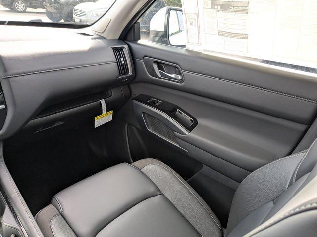 new 2025 Nissan Pathfinder car, priced at $40,425