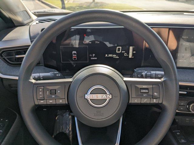 new 2025 Nissan Kicks car, priced at $26,694
