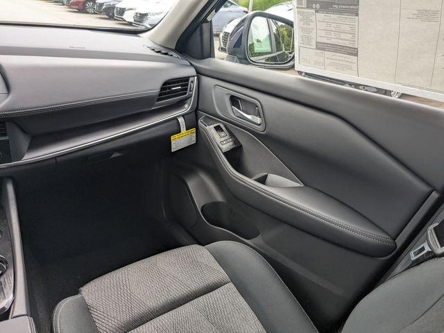 new 2025 Nissan Rogue car, priced at $29,863