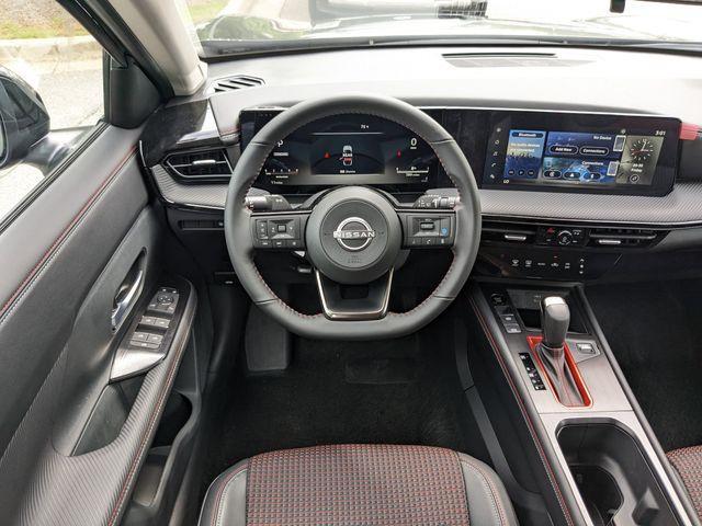 new 2025 Nissan Kicks car, priced at $27,687