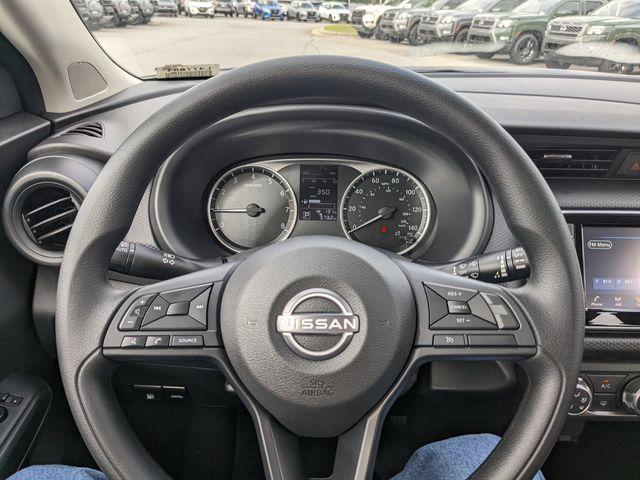 new 2025 Nissan Kicks car, priced at $23,760