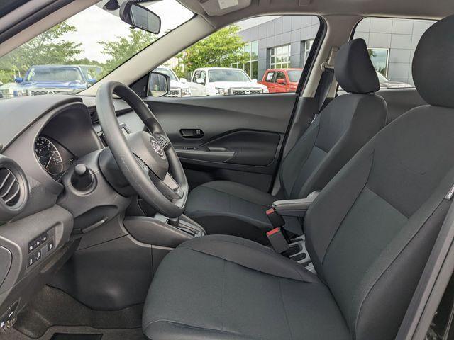 new 2025 Nissan Kicks car, priced at $23,760