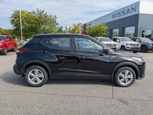new 2025 Nissan Kicks Play car, priced at $22,897