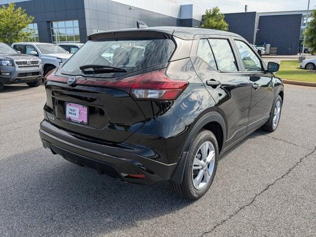 new 2025 Nissan Kicks Play car, priced at $22,897
