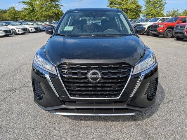new 2025 Nissan Kicks Play car, priced at $22,897