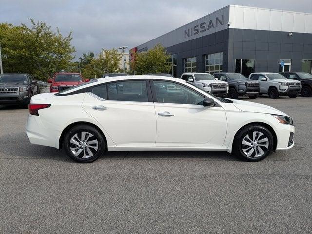 new 2025 Nissan Altima car, priced at $26,112