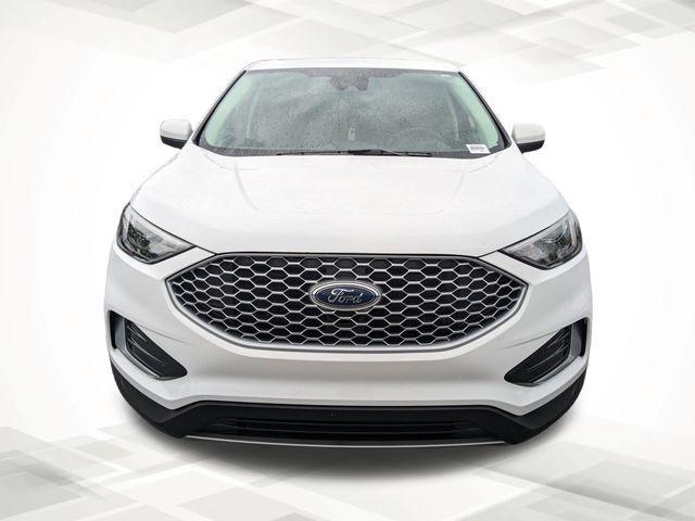 used 2024 Ford Edge car, priced at $25,600