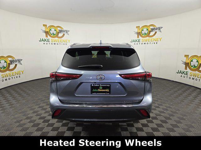 used 2020 Toyota Highlander car, priced at $33,988