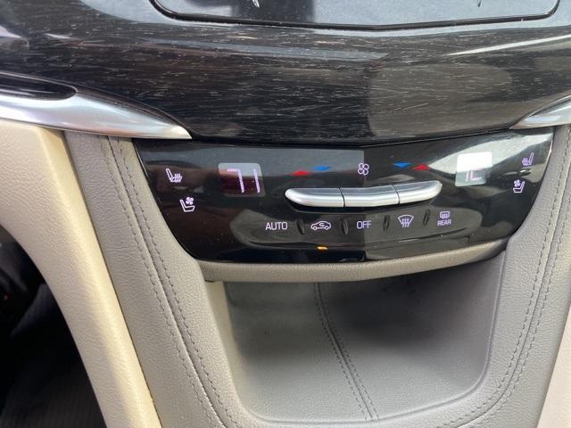 used 2020 Cadillac XT6 car, priced at $25,900