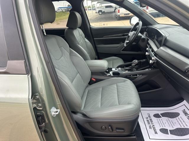 used 2024 Kia Telluride car, priced at $39,900
