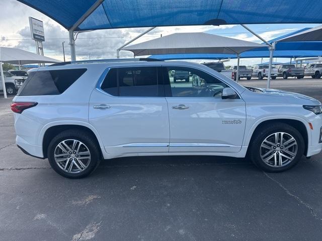 used 2023 Chevrolet Traverse car