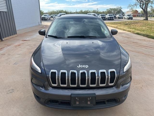 used 2015 Jeep Cherokee car, priced at $8,900