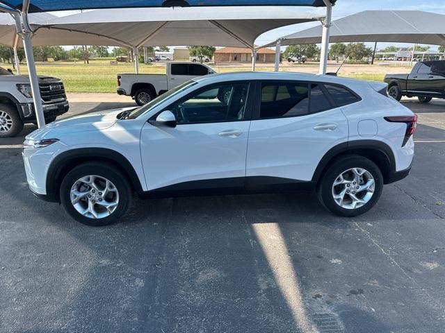 used 2024 Chevrolet Trax car, priced at $20,900