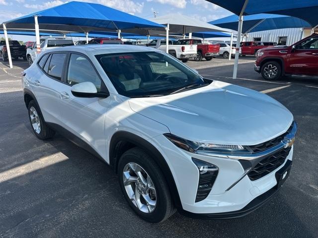 used 2024 Chevrolet Trax car, priced at $20,900