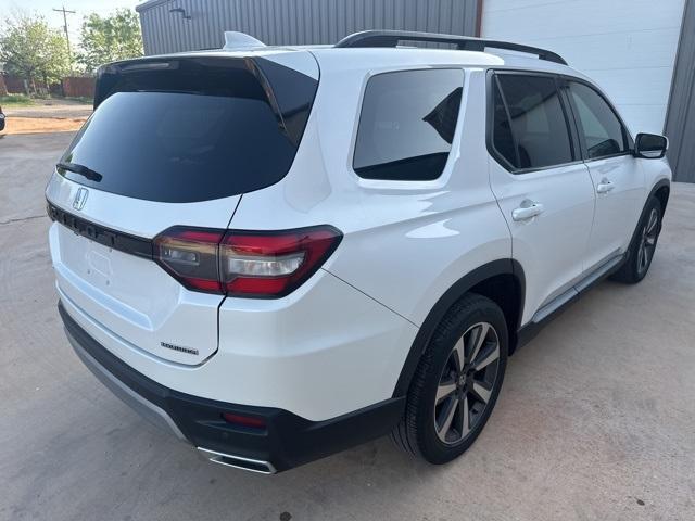 used 2023 Honda Pilot car, priced at $38,900