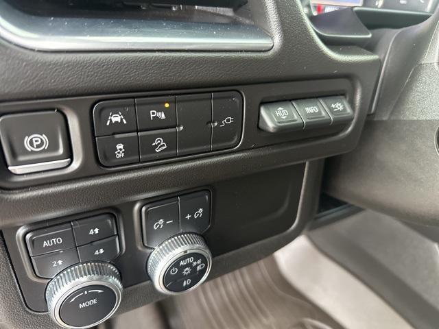 used 2021 GMC Yukon XL car, priced at $46,900