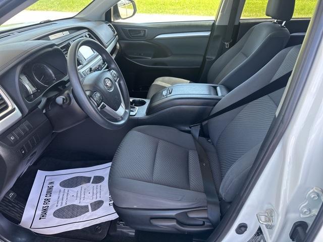 used 2019 Toyota Highlander car, priced at $22,900