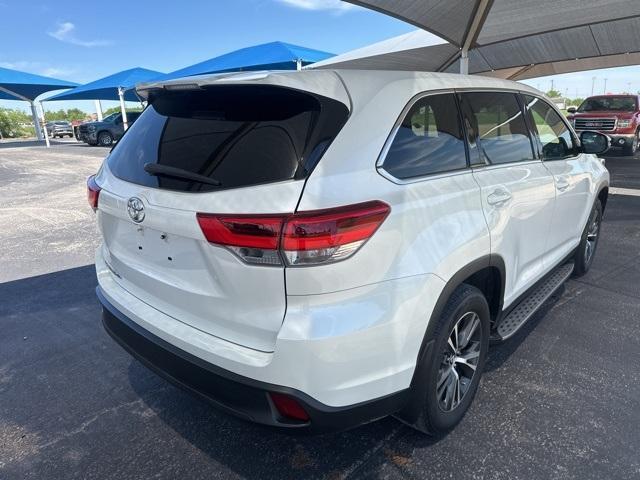 used 2019 Toyota Highlander car, priced at $22,900