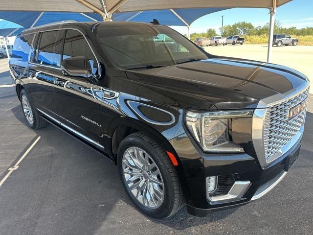used 2023 GMC Yukon XL car, priced at $60,900