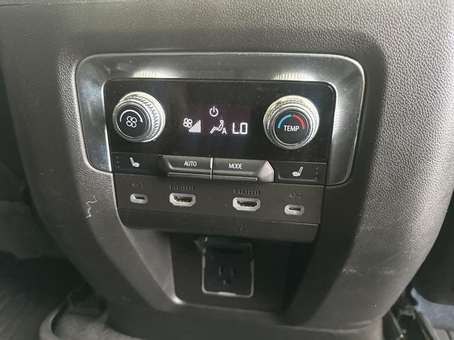 used 2023 GMC Yukon XL car, priced at $60,900