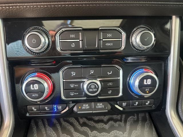 used 2023 GMC Yukon XL car, priced at $60,900