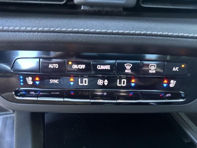 used 2023 Buick Envision car, priced at $33,900