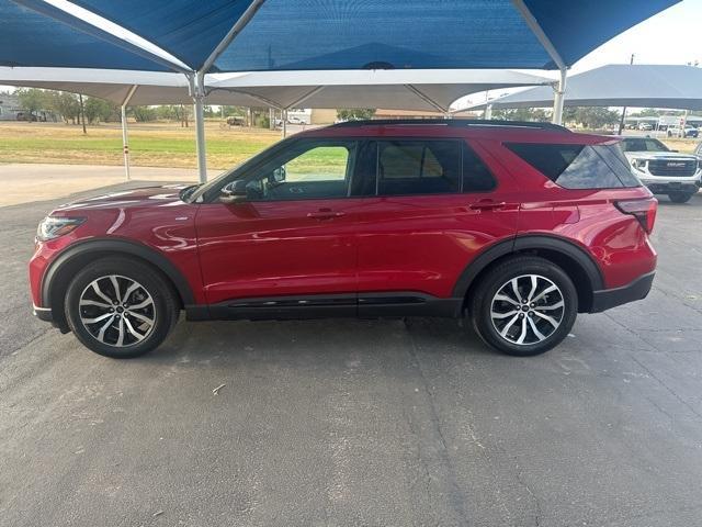used 2025 Ford Explorer car, priced at $40,900