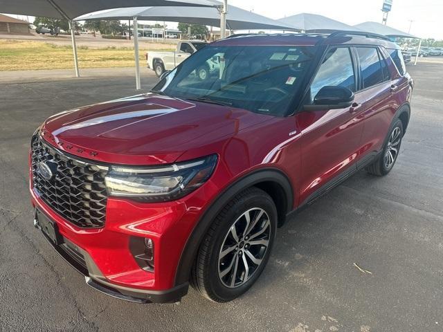 used 2025 Ford Explorer car, priced at $40,900