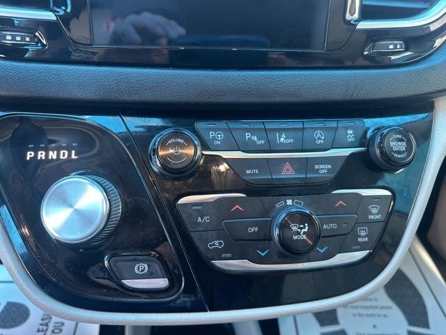 used 2020 Chrysler Pacifica car, priced at $23,900