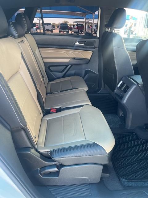 used 2021 Volkswagen Atlas Cross Sport car, priced at $20,900