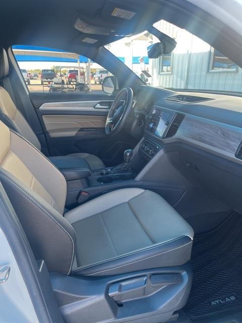 used 2021 Volkswagen Atlas Cross Sport car, priced at $20,900