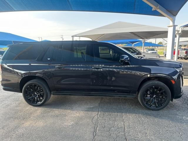used 2023 Cadillac Escalade ESV car, priced at $74,900
