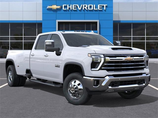 new 2025 Chevrolet Silverado 3500 car