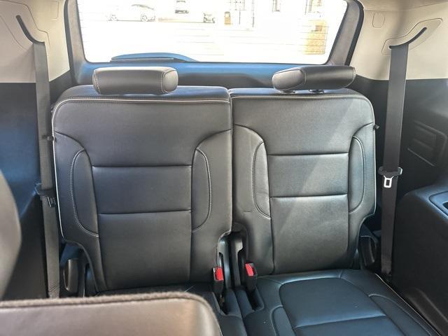 used 2023 GMC Acadia car, priced at $37,900