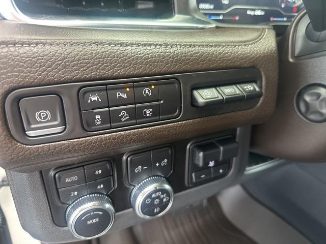 used 2023 GMC Yukon XL car, priced at $67,900