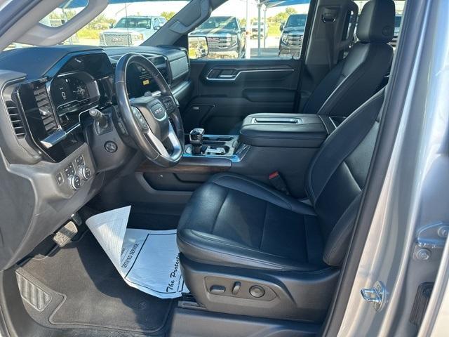 used 2022 GMC Sierra 1500 car, priced at $44,900