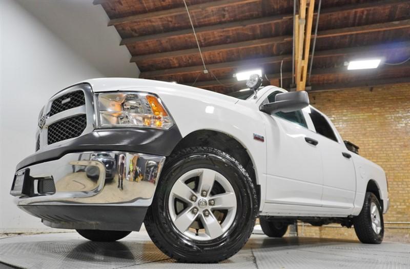 used 2019 Ram 1500 Classic car, priced at $19,995