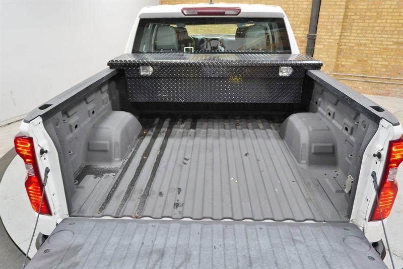 used 2021 Chevrolet Silverado 1500 car, priced at $31,995