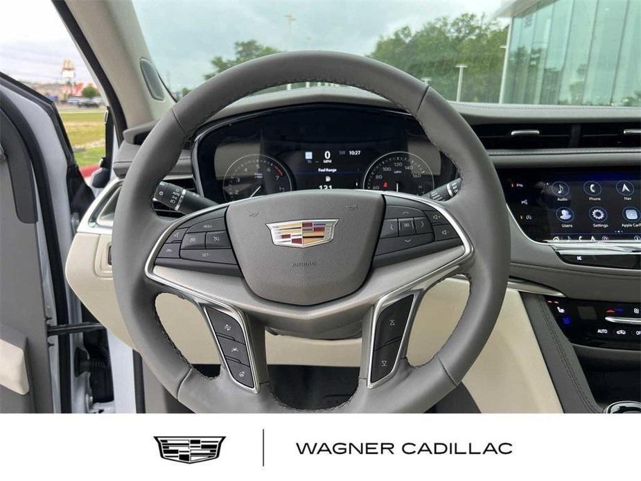 new 2024 Cadillac XT5 car, priced at $56,515