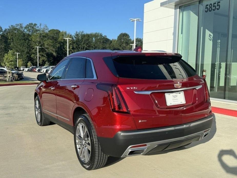 new 2025 Cadillac XT5 car, priced at $58,690