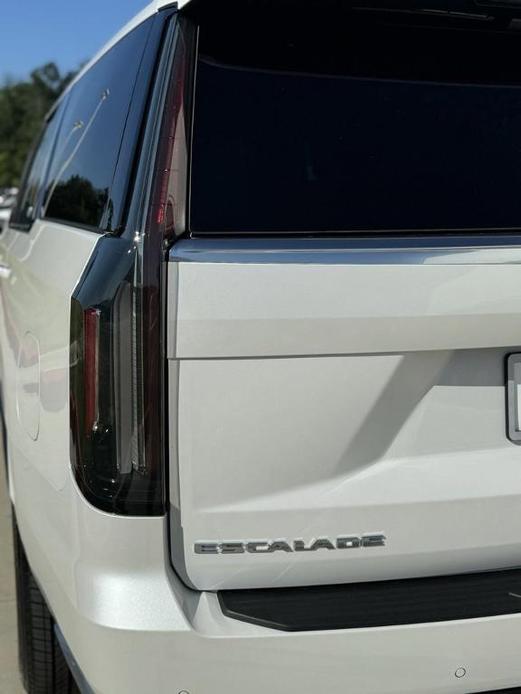 new 2024 Cadillac Escalade ESV car, priced at $91,115