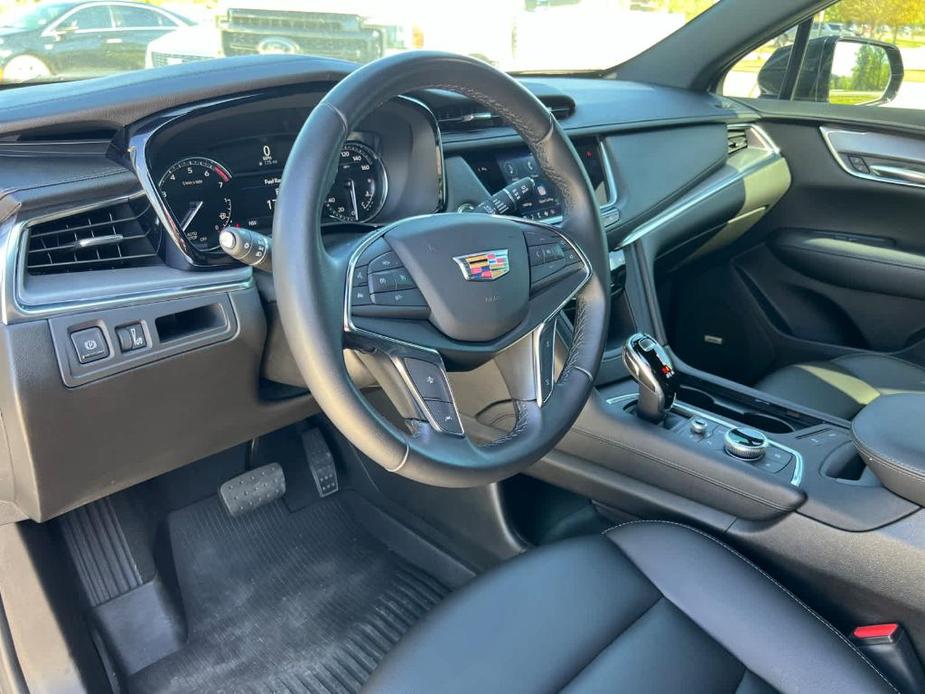 used 2021 Cadillac XT5 car, priced at $28,689