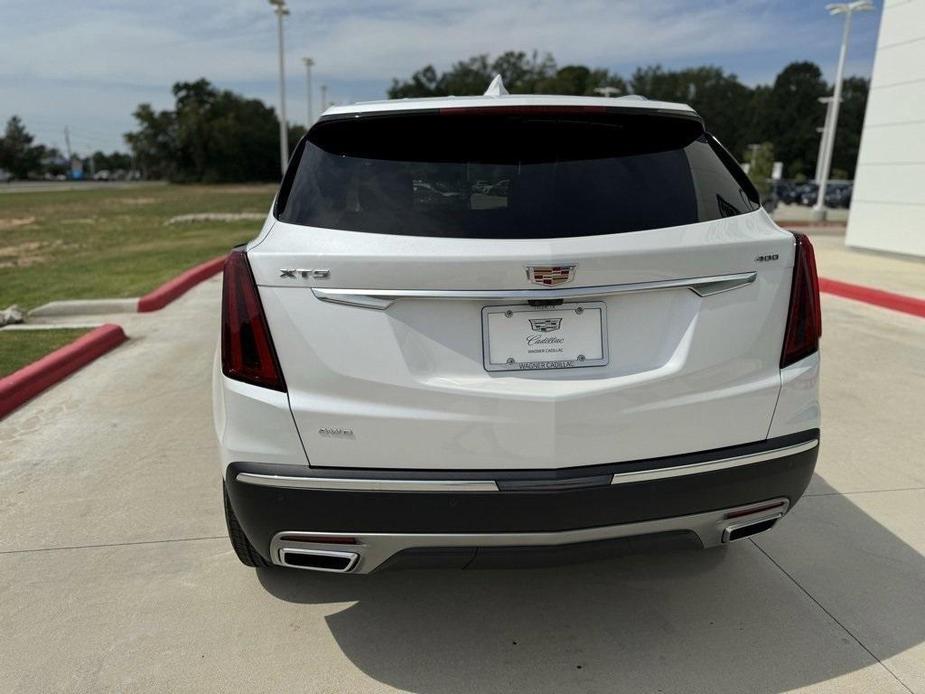 new 2025 Cadillac XT5 car, priced at $60,235