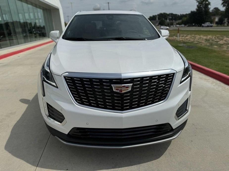 new 2025 Cadillac XT5 car, priced at $60,235