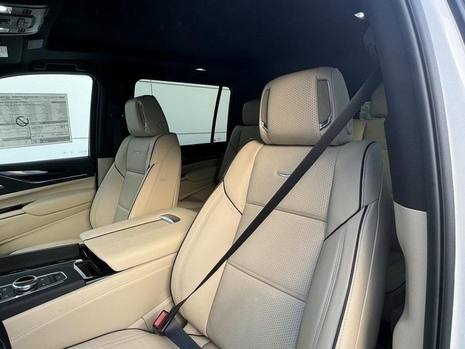 new 2024 Cadillac Escalade ESV car, priced at $102,565