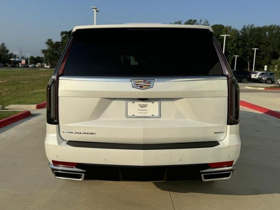 new 2024 Cadillac Escalade ESV car, priced at $102,565