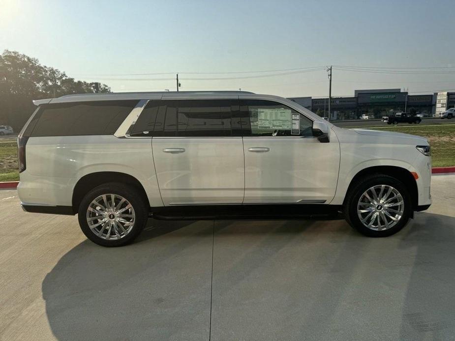 new 2024 Cadillac Escalade ESV car, priced at $102,565