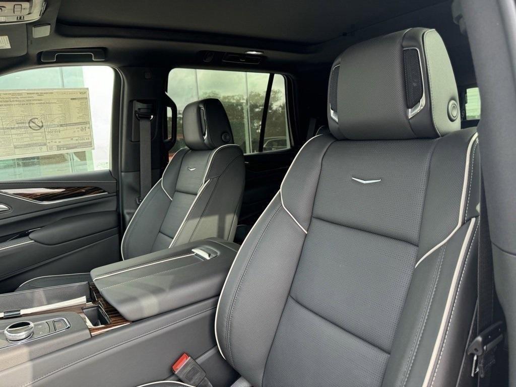 new 2024 Cadillac Escalade car, priced at $106,565