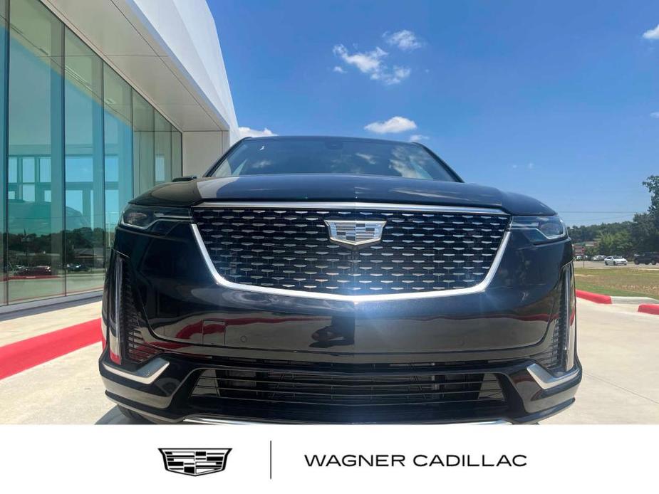 new 2024 Cadillac XT6 car, priced at $61,425